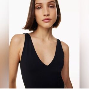 Babaton // Black Contour V Neck Tank